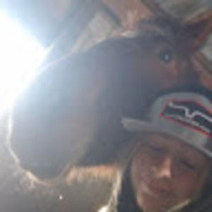 Meet your Posher, Madi